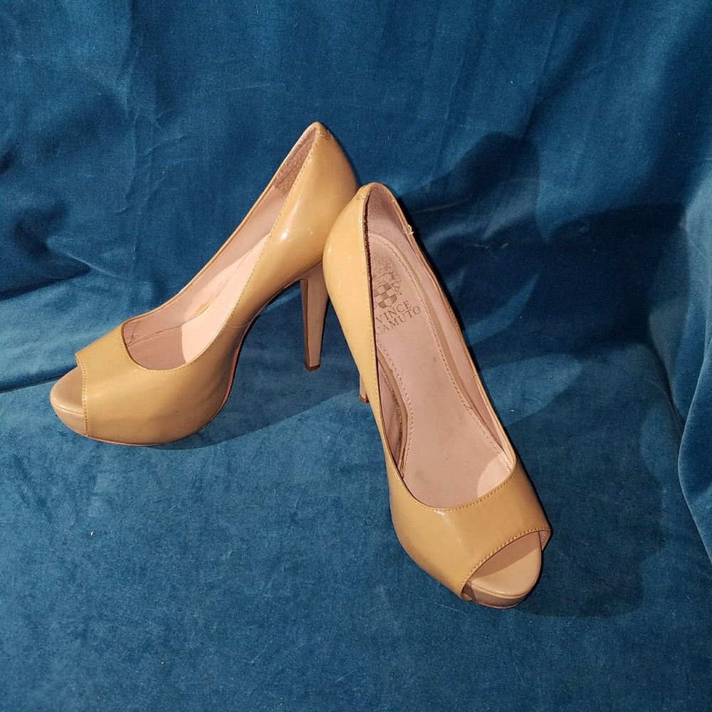 Vince Camuto tan peep toe heels